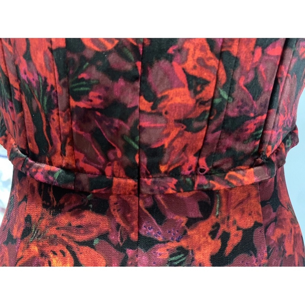 Cinq a Sept Sz 2 Red Stargazer Lilies Sleeveless Maxi Dress - Picture 8 of 8